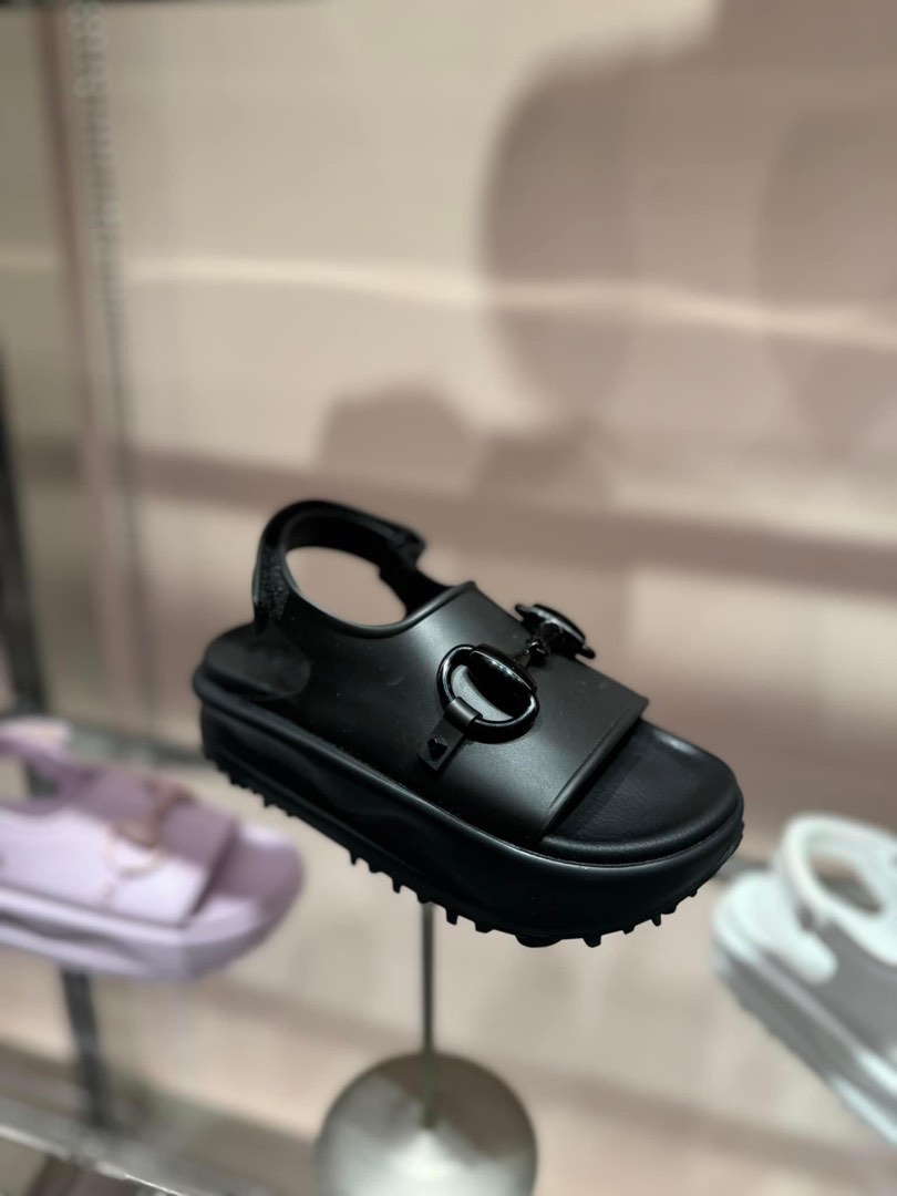 Gucci flatforms 2025