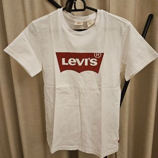 （分類：）位於 。 由 preloved_armoires 提交（商品編號 1315990291，圖片 1）。簡介： 。