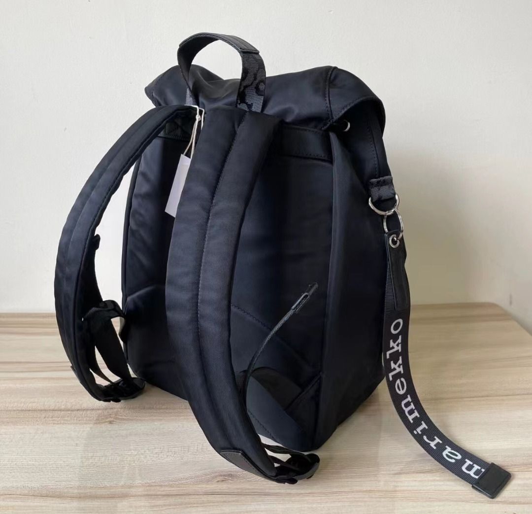 MARIMEKKO Everything Backpack とれれ L Solid MARIMEKKO Everything Backpack とれれ L Solid