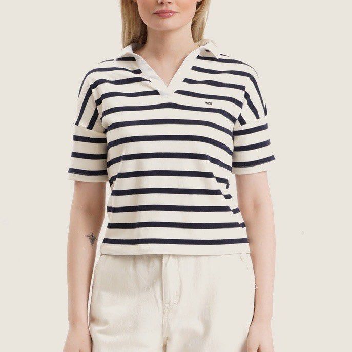 Memo striped polo (Category: Others Tops) located in Guimba. Submitted by _thrift_things_ (Listing ID 1273212651, Image 1). Description: Bought for ₱899 Size: XS pn tag (oversized fit) see photos for exact measurements Used once only (Super like new) ✨ Comfy crop top Navy blue stripes .