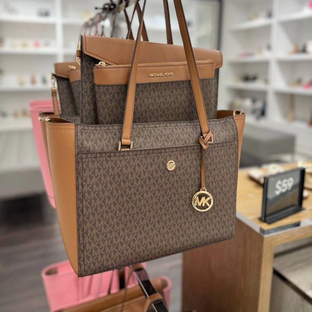 MICHAEL KORS 3 IN 1 BAG