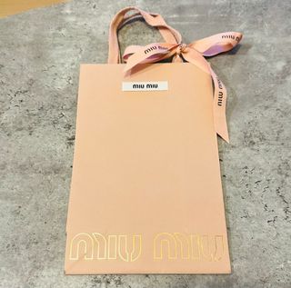 （分類：）位於 。 由 jjsolong 提交（商品編號 1316055235，圖片 1）。簡介： 。