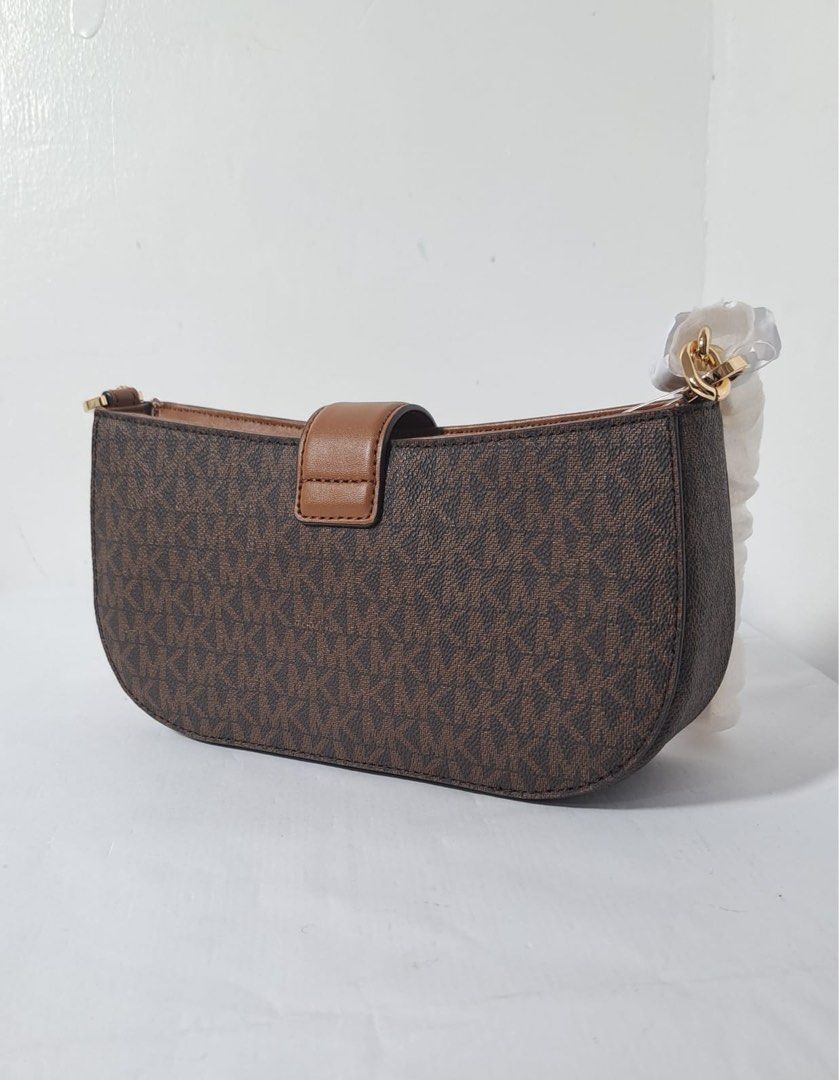 MK small pouchette mono Original (Category: Luxury Bags & Wallets) located in Quezon City. Submitted by meant_4_u (Listing ID 1315987691, Image 3). Description: 😱On hand Ph and ready to ship 😍 "LAST PRICE posted 👋🏼 😲 Original michael kors small pouchette mono 🔖 SRP: 26,400 ✅ inclusions: Tag, paper bag(limited), care card 🤗 Guaranteed Original from USA 🤑 MOP: BPI / BDO/ metrobank/ Gcash-gcash transfer #meant_4_u #originalmichaelkorsusa #mk