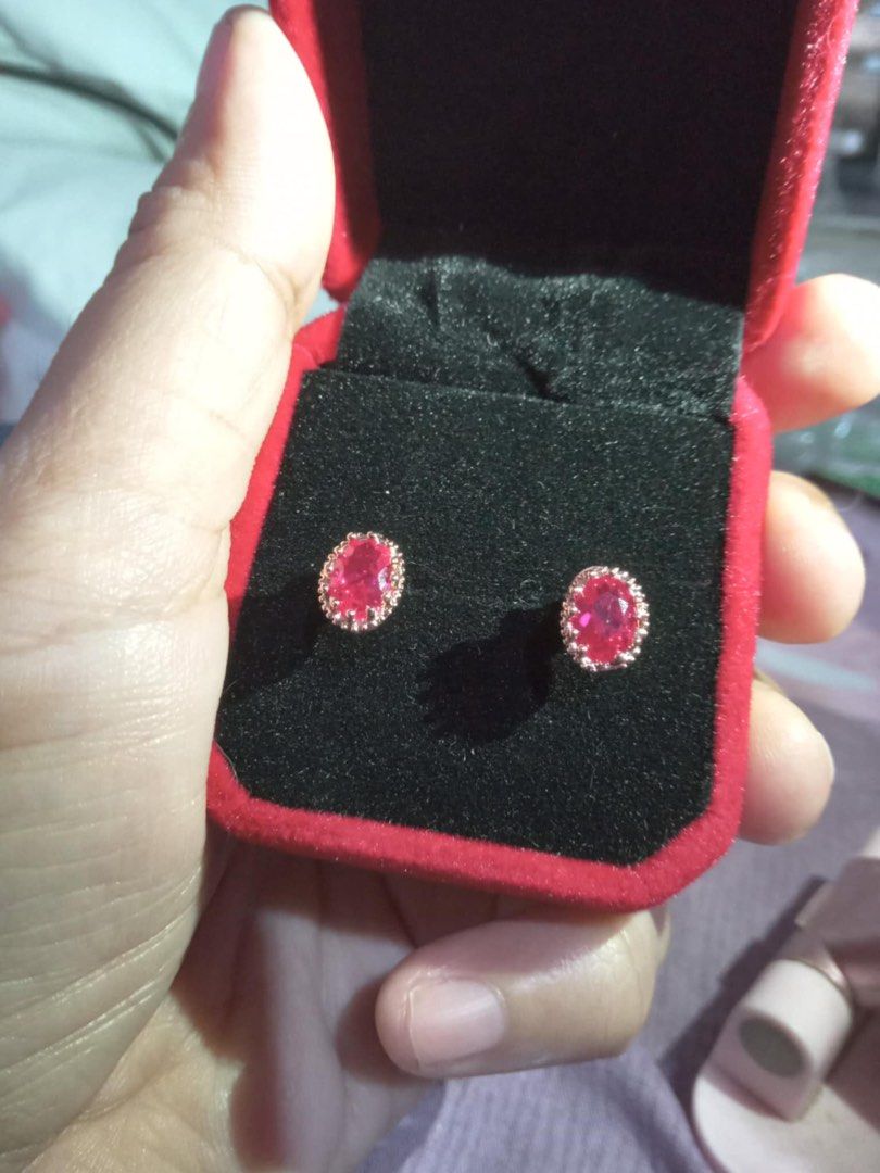 Natural Ruby Stone Stud Earring S925 (Category: Earrings) located in Caloocan City. Submitted by levres_good_collection07 (Listing ID 1315905646, Image 1). Description: Natural Ruby Stones Oval Shaped Stud Earring S925 Sterling Silver Setting Rose Gold Plated 8x6mm stone S925 lock/pakaw UV light reactive With Free Box.