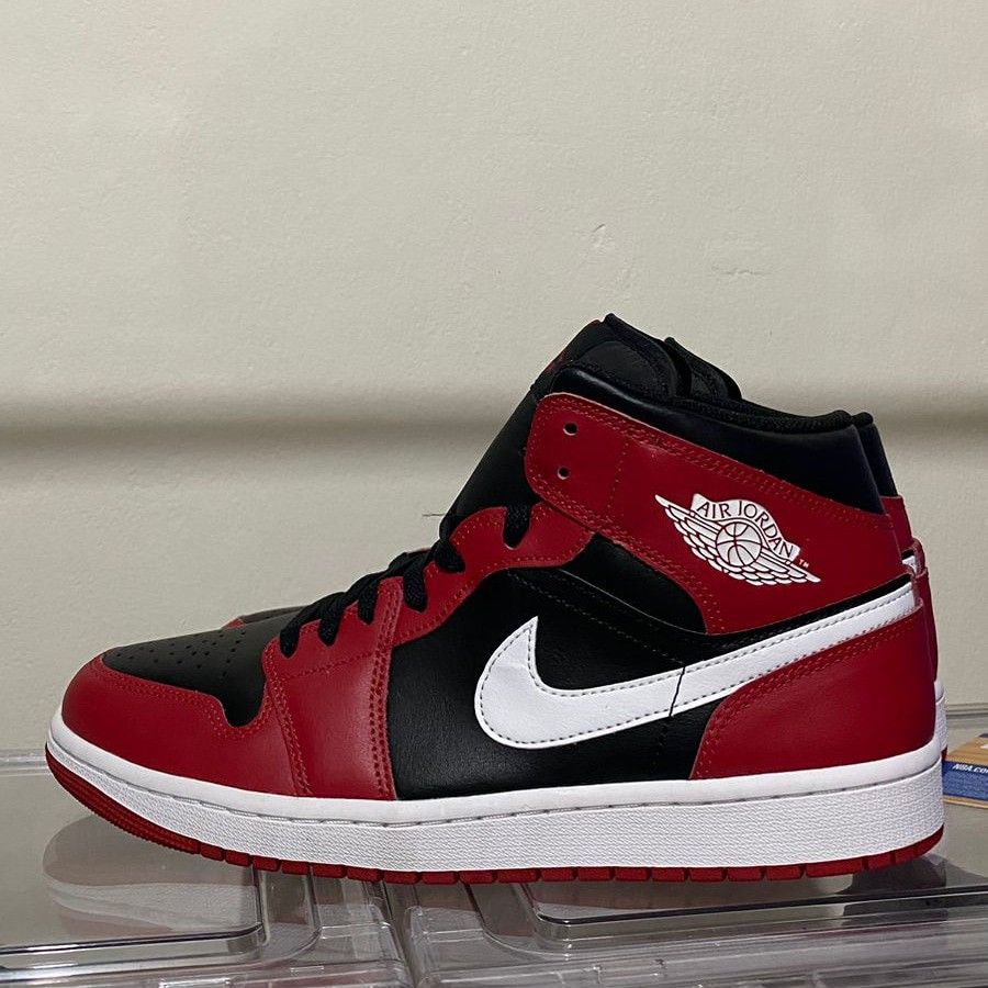 Nike Air Jordan mid chicago black original, Fesyen Pria, Sepatu