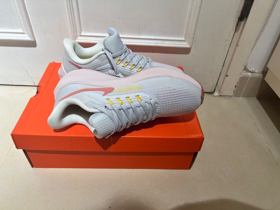 Women shoe size nike outlet