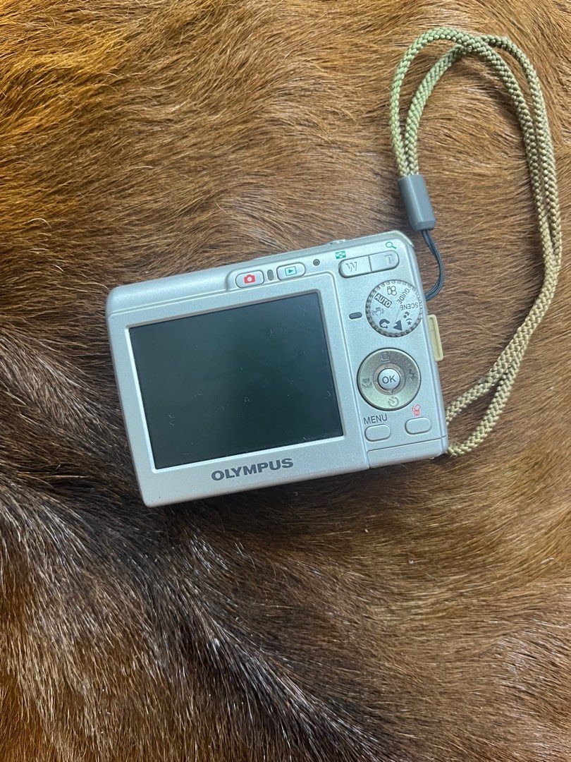 OLYMPUS デジタルカメラ FE-180 中古】 OLYMPUS オリンパス デジタル