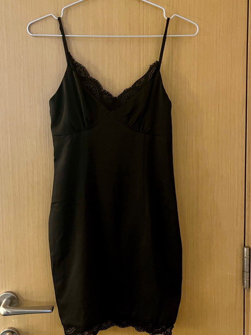 Princess Polly Maple Mae Mini Dress (Black Mini Dress), , & , -  Carousell