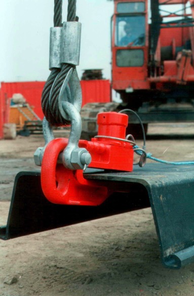 Shackle D Type | Material Handling | Safety First | Lifting Shackle ...