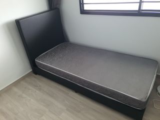 (Category: ) located in . Submitted by alfresco (Listing ID 1315922770, Image 1). Description: .