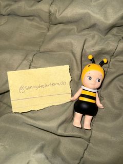 (Category: ) located in . Submitted by sonnydeclutterz00 (Listing ID 1316012760, Image 1). Description: .