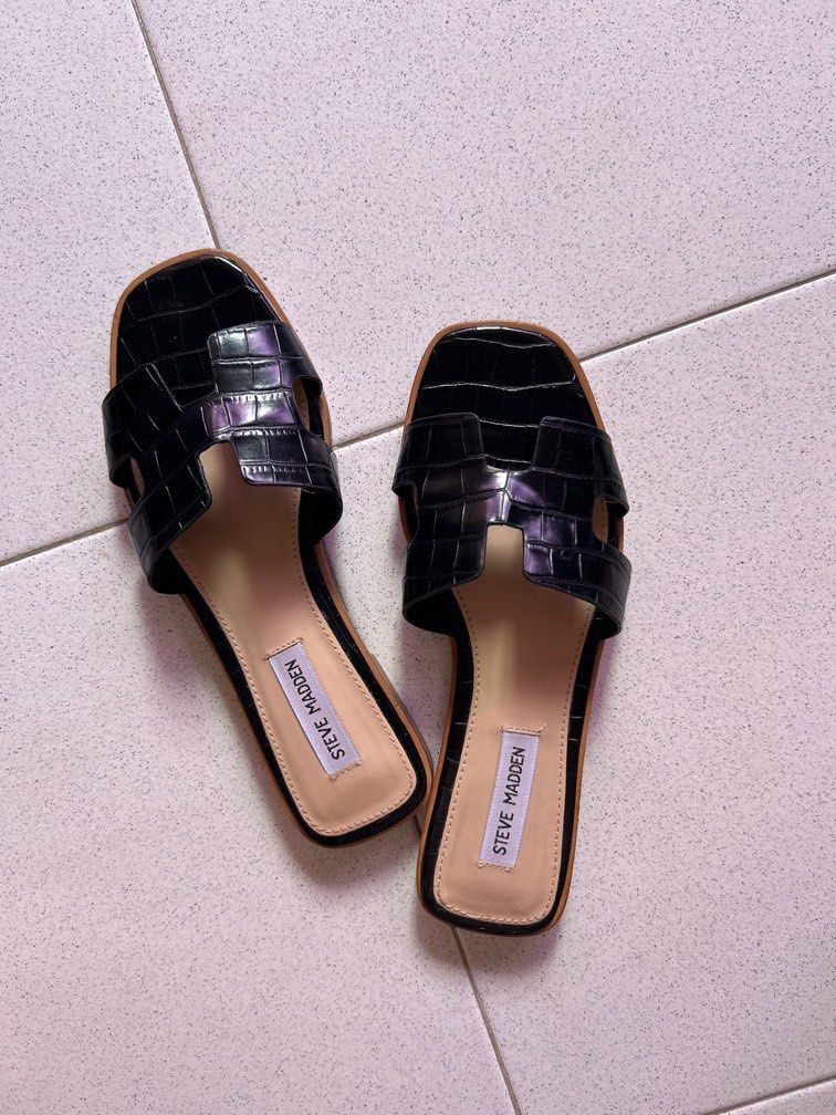 Steve Madden Oran sandals Black Women s Fashion Footwear Flats on Carousell