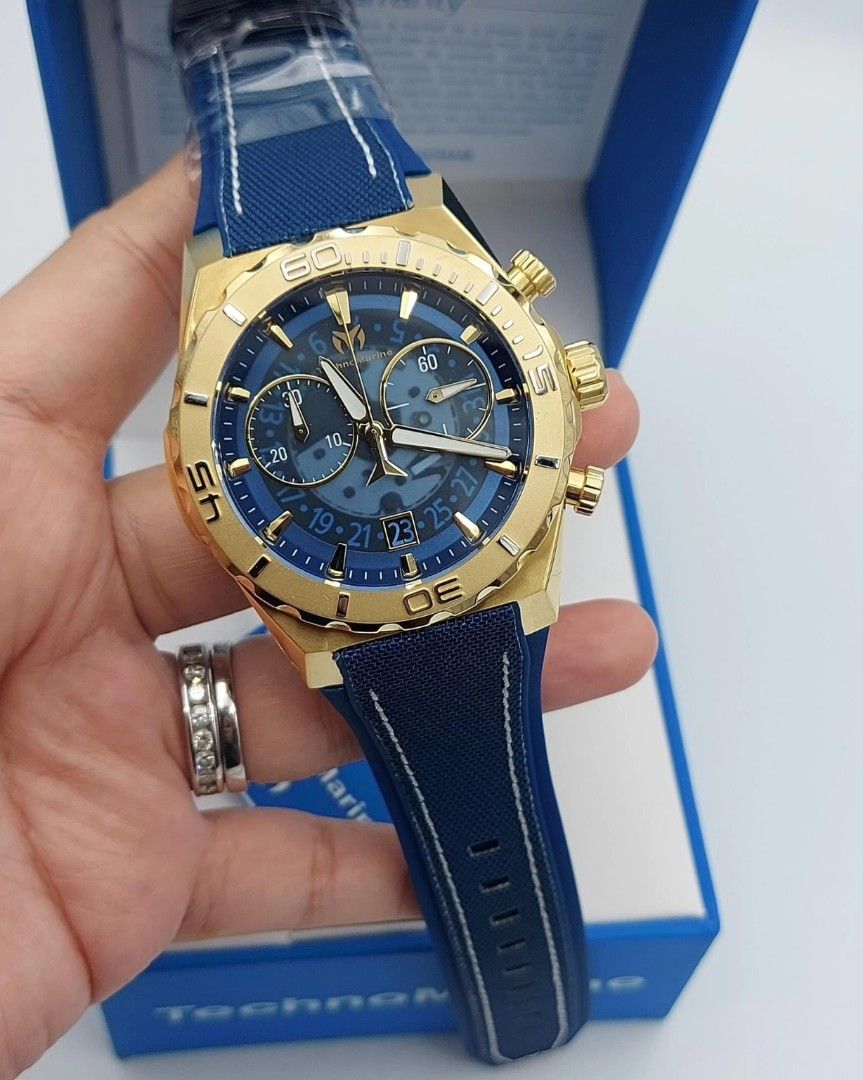 TECHNOMARINE Shark Reef TM 519009 (Category: Men's Watches) located in Malabon City. Submitted by hyruwatchesandaccessories (Listing ID 1316023954, Image 3). Description: TECHNOMARINE Shark Reef TM 519009 🏷 7499 only 💯original ⌚️48mm ⌚️japan movement 💦100m water resistant 🛵Lalamove ready 📍on hand pinas🇵🇭.