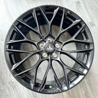 （分類：）位於 。 由 xywheelwheels 提交（商品編號 1316033885，圖片 1）。簡介： 。