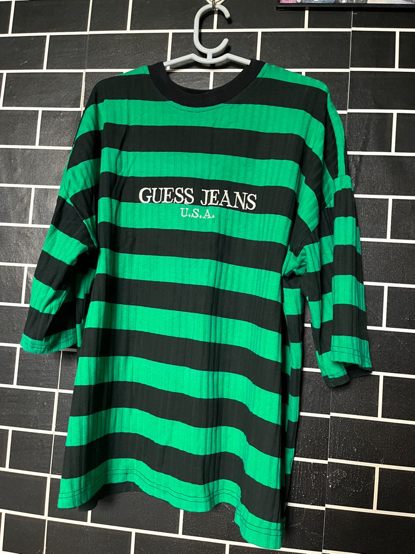 Guess Short-Sleeve Printed T-Shirt, Men's Size M (approx.) unclear white type Vintage Second Hand