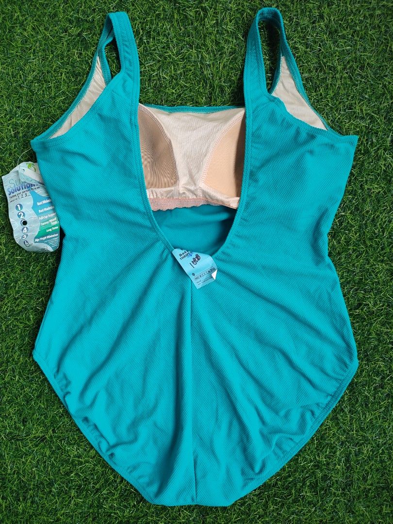 Le cove swimsuit plus size on sale