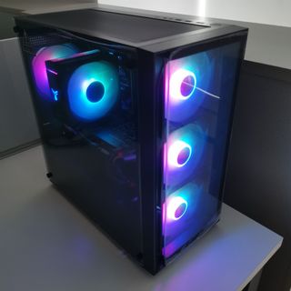 （分類：）位於 。 由 itrock 提交（商品編號 1316109741，圖片 1）。簡介： 。