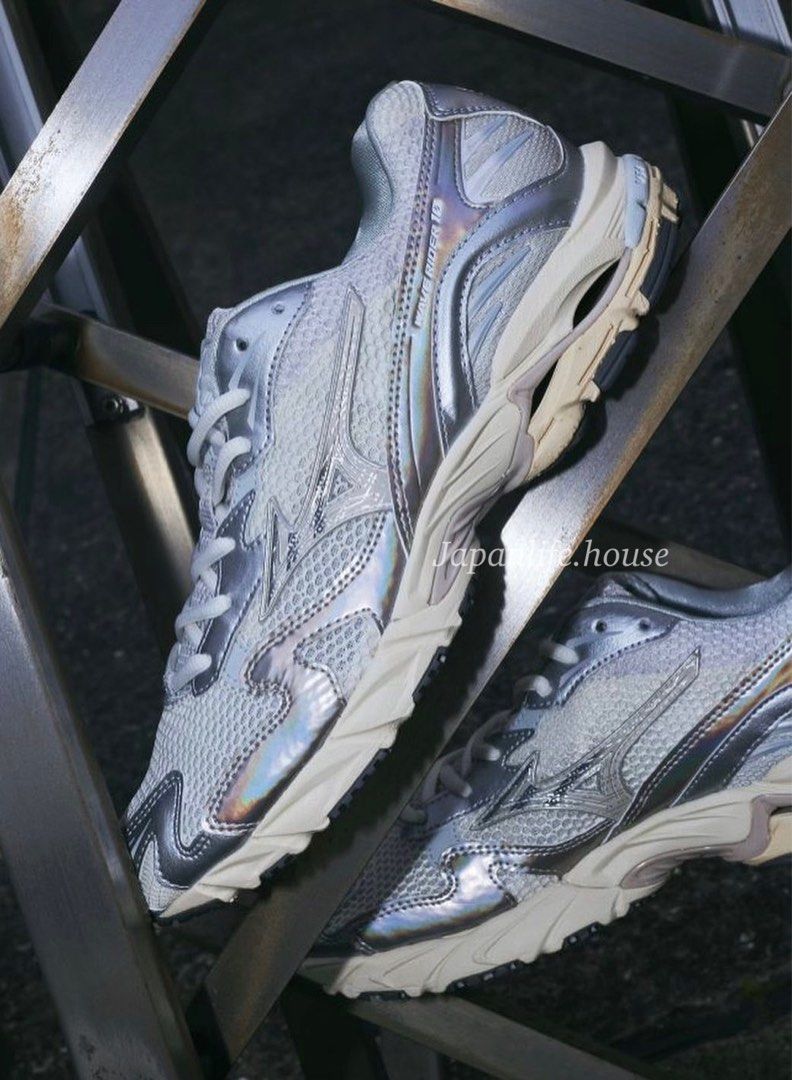 Mizuno wave rider 10 grey deals