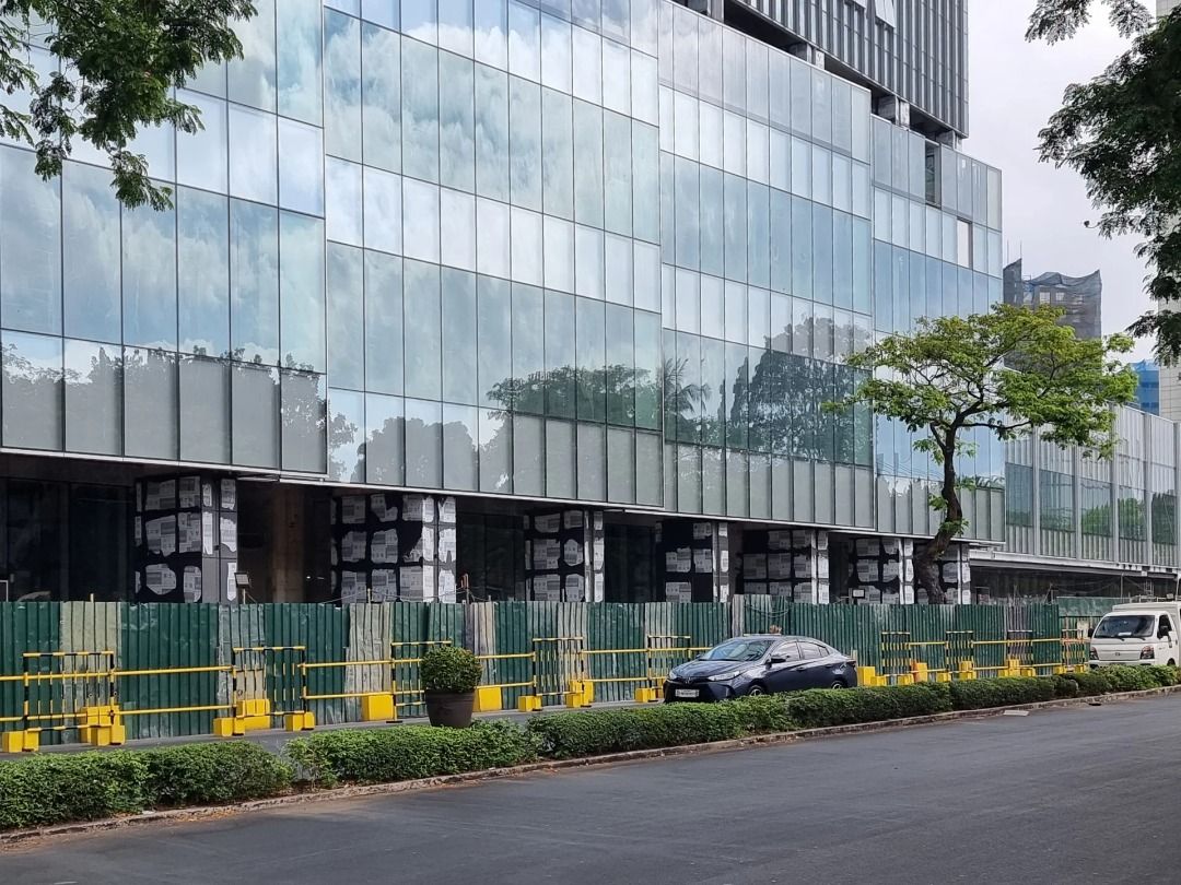 PARK CENTRAL TOWERS NORTH TOWER, 2BR GLASS SUITE ayala ave makati ave