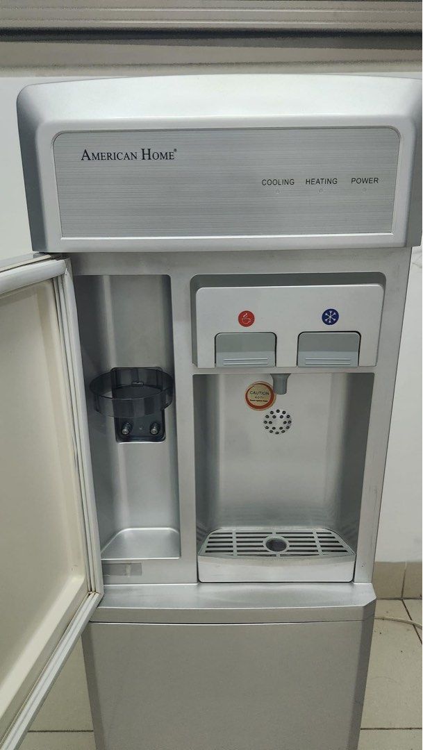 American Home Water Dispenser (Category: Water Purifiers & Dispensers) located in Quezon City. Submitted by loveworn (Listing ID 1316202212, Image 3). Description: American Home water dispenser Rfs: moving out Pickup: Greenbelt, Makati.