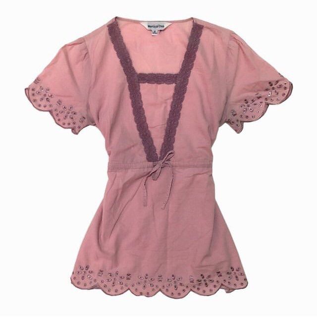 Baby doll coquette top (Category: Blouses) located in Limay. Submitted by 2000sbae (Listing ID 1316098691, Image 1). Description: Size: S-M (S on tag).