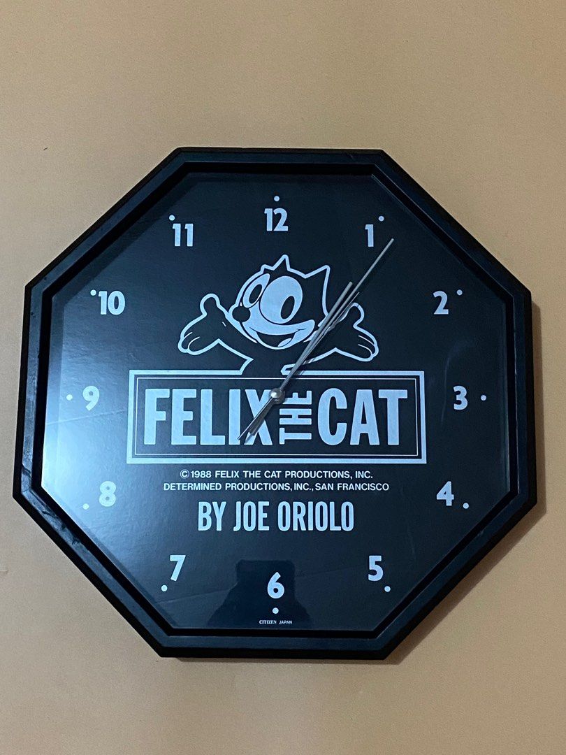 Big Felix the Cat Wall Clock (Category: Clocks) located in Davao. Submitted by hoowans_surplus (Listing ID 1316101599, Image 2). Description: Working With dents .