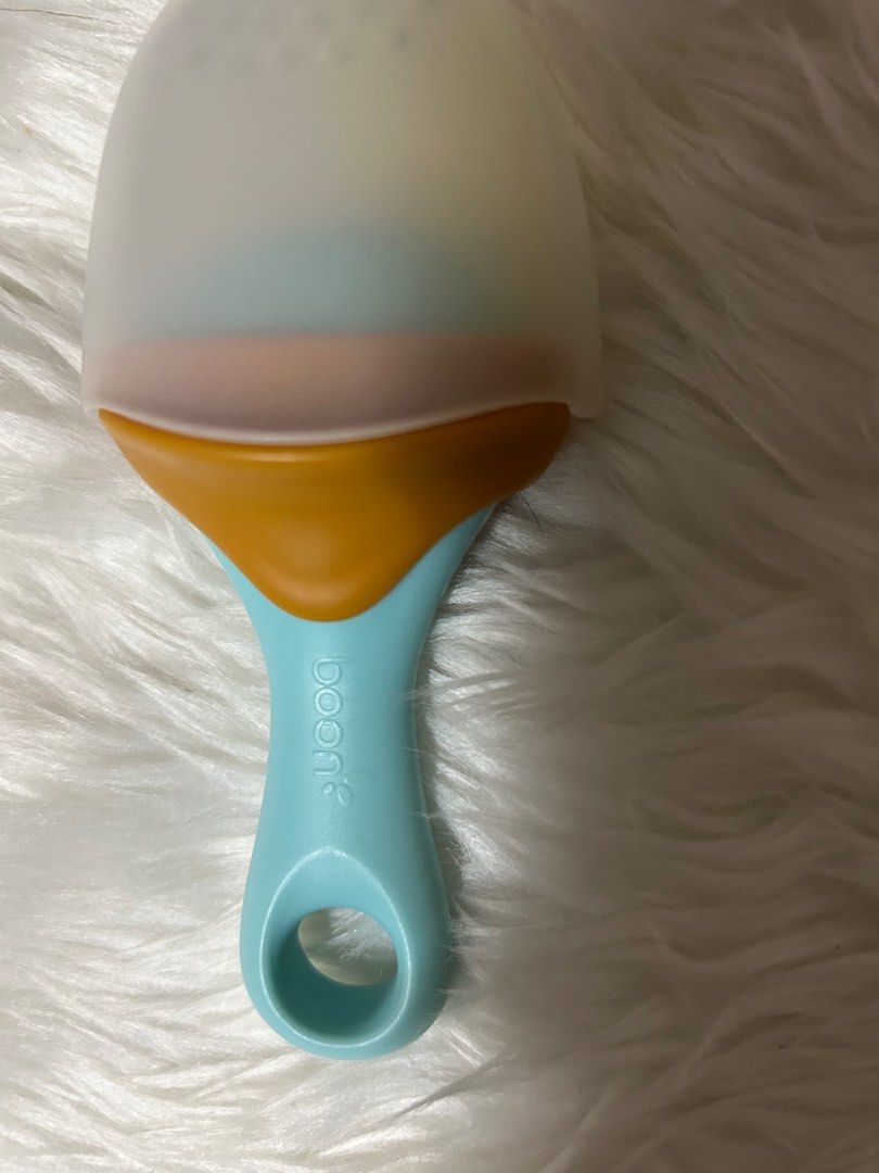 boon Silicone Pulp Feeder (Category: Weaning & Toddler Feeding) located in Pasig City. Submitted by mixpicks (Listing ID 1316259784, Image 2). Description: From USA.
