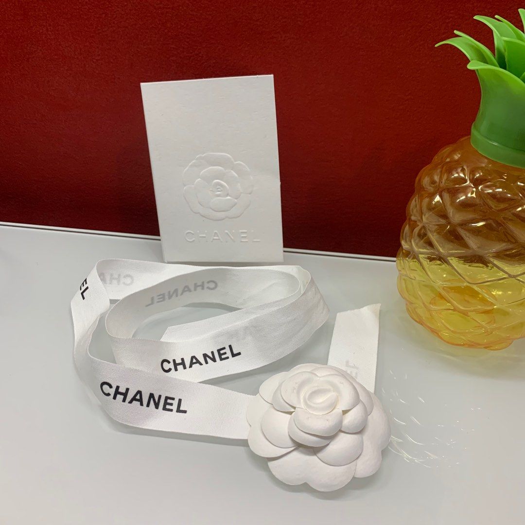 Chanel Ribbon Card Flower (Category: Luxury Accessories) located in Manila. Submitted by coolandchic (Listing ID 1316100999, Image 1). Description: Authentic from Chanel Store.