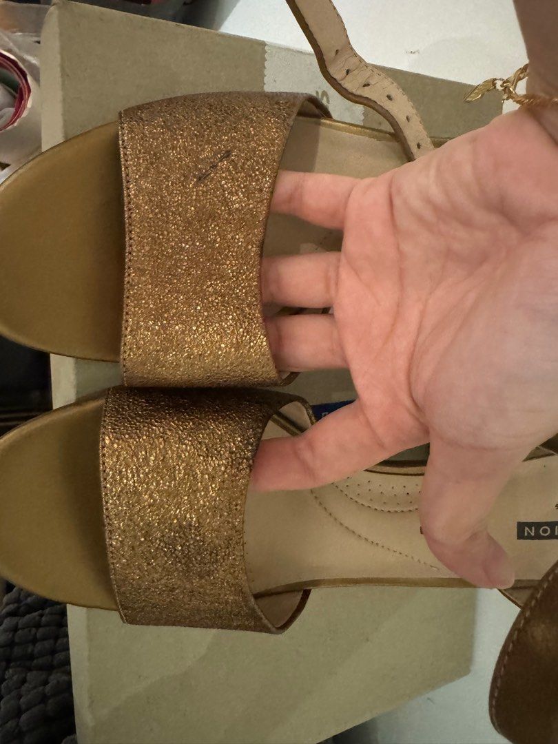 Clarks Deva Quest Heels