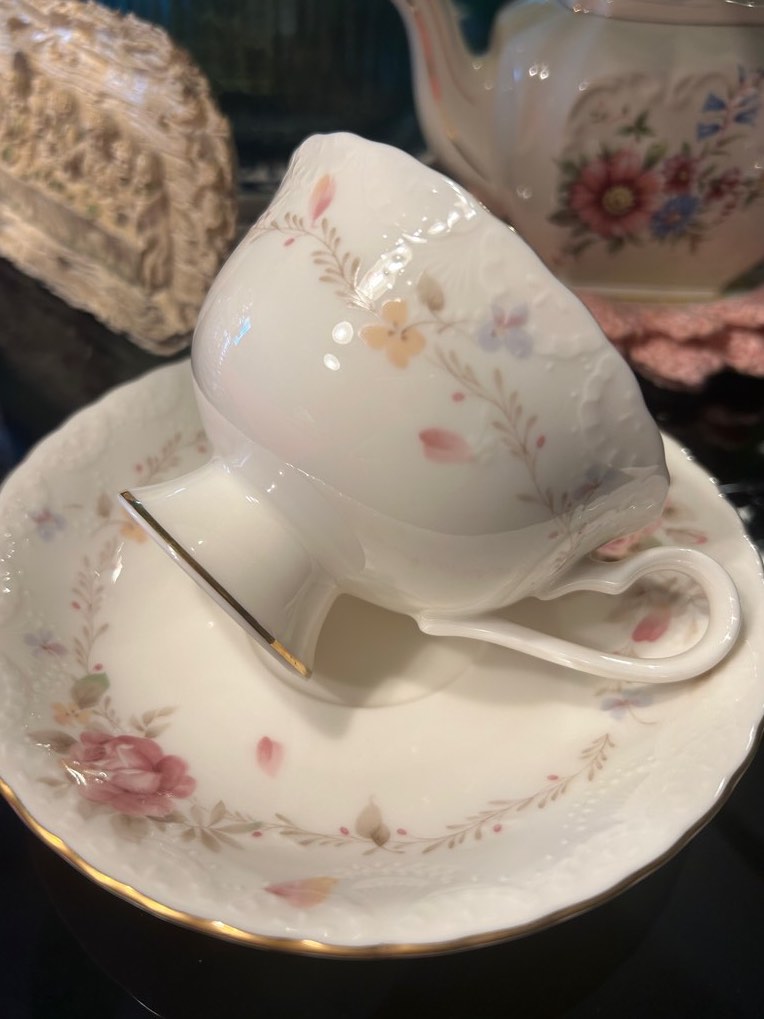 Contemporary by noritake top