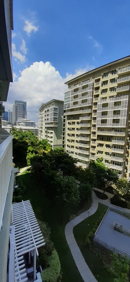 For Sale Studio in Encino Two Serendra Bonifacio Global City ...