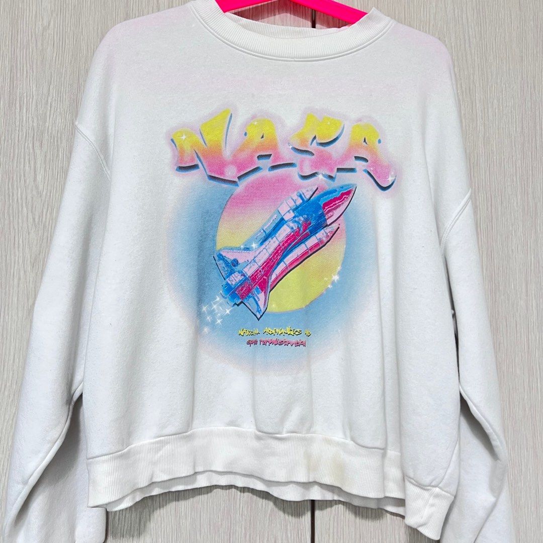Nasa sweater h&m 2025
