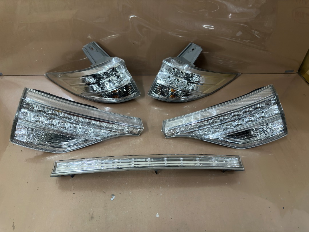 JDM Toyota Estima Previa ACR50 ACR55 GSR 2009-2012 Hybrid Albino Rear ...