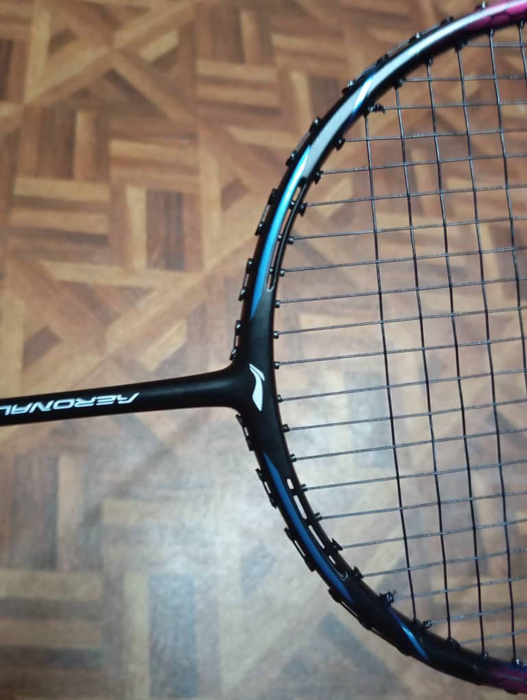 lining aeronaut 5000, Sports Equipment, Sports & Games, Racket & Ball ...