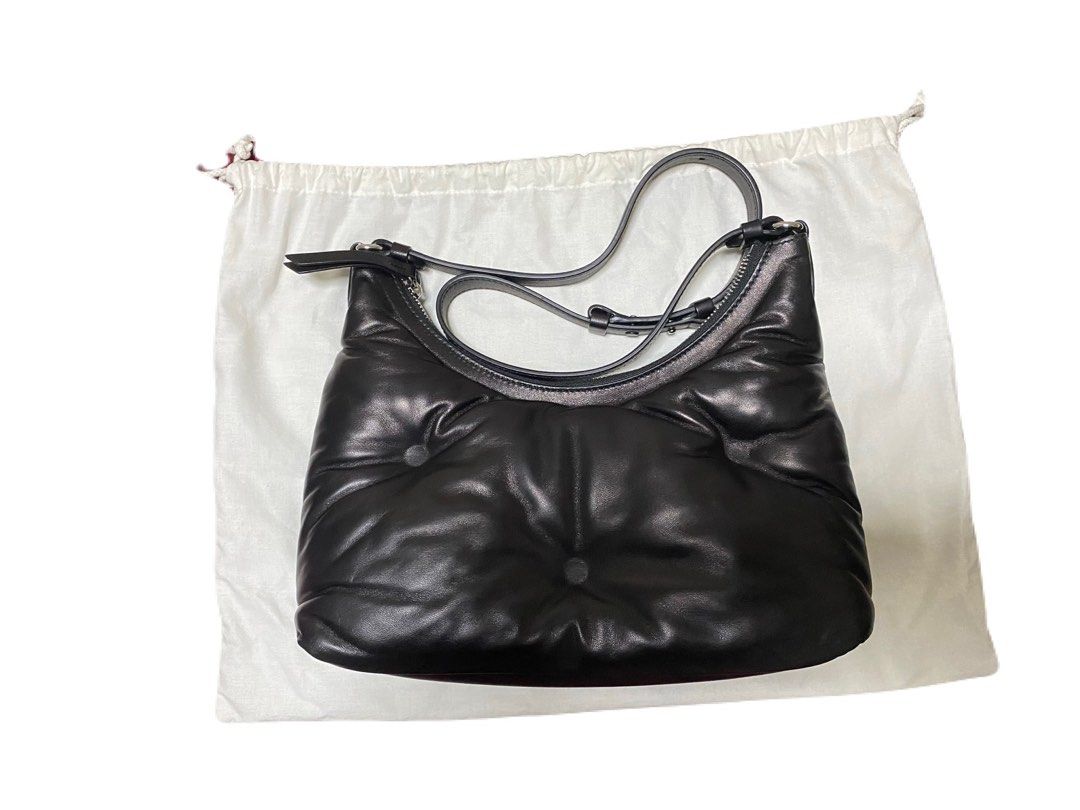 Maison Margiela SHOULDER BAGS maison margiela (Category: Bags & Wallets) located in Singapore. Submitted by helloqianhello (Listing ID 1316211266, Image 2). Description: Bought in at Osaka, Japan in Jan 2024. Worn out twice and sell for professional basic cleaning. Dust bag is provided .