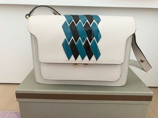 （分類：）位於 。 由 k_kwai 提交（商品編號 1316225674，圖片 1）。簡介： 。