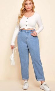 (Category: ) located in . Submitted by cheapestbrandedgoods (Listing ID 1316200882, Image 1). Description: .