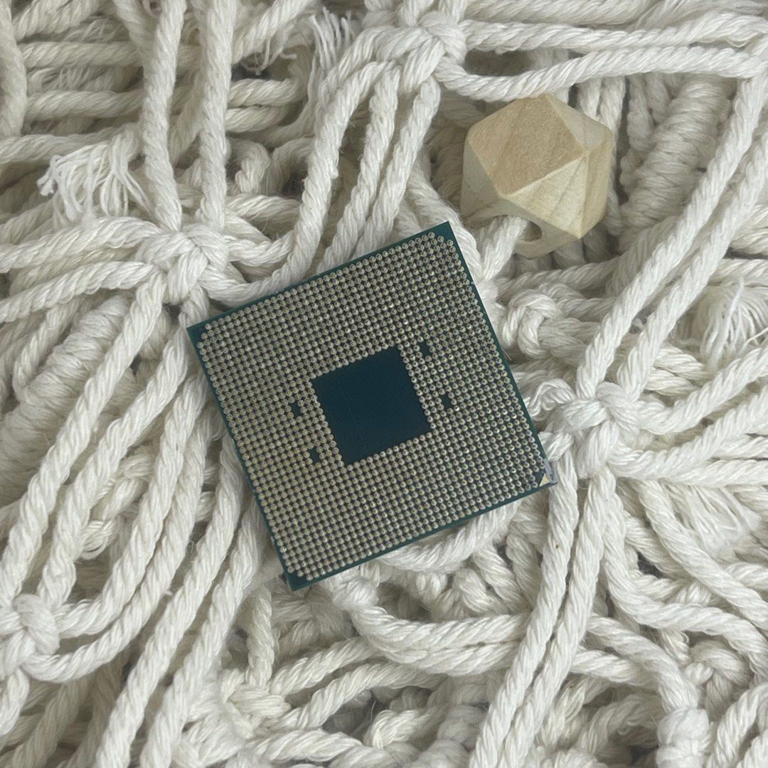 Ryzen 5 3500 Processor (Category: Computer Parts) located in Imus. Submitted by bebu.bondats (Listing ID 1316241468, Image 2). Description: What you see is what you get Good working condition Rfs: upgraded to DDR5.