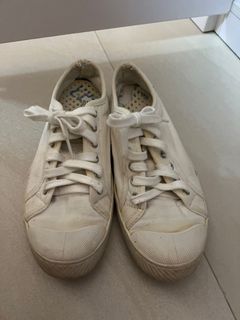 （分類：）位於 。 由 queenieeee8 提交（商品編號 1316133927，圖片 1）。簡介： 。