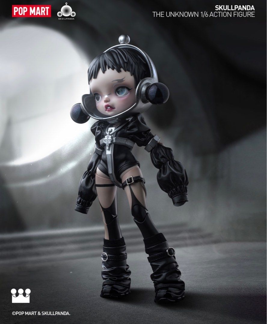 EXCLUSIVE POPMART SKULLPANDA THE UNKNOWN 1/6 ACTION 24.5 CM