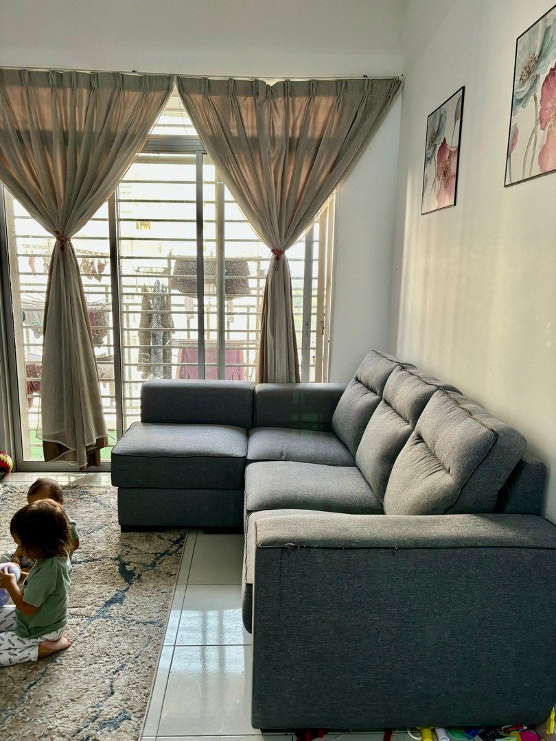 Sofas (Category: Sofas) located in Kuala Lumpur. Submitted by farah5812 (Listing ID 1316098075, Image 3). Description: Panjang 200cm Tinggi 63cm Tinggi tempat duduk 38cm Lebar 84cm Good condition with affordable price. Open price With stool - RM500 Without stool - RM450 Boleh nego sampai jadi.