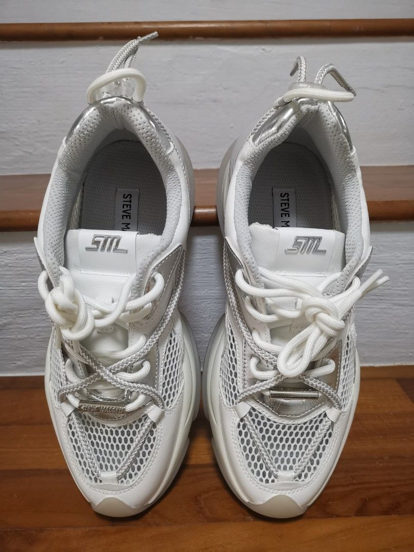Steve Madden lovely shoes