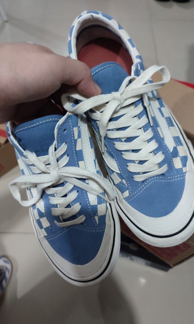Vans gateway cubao outlet