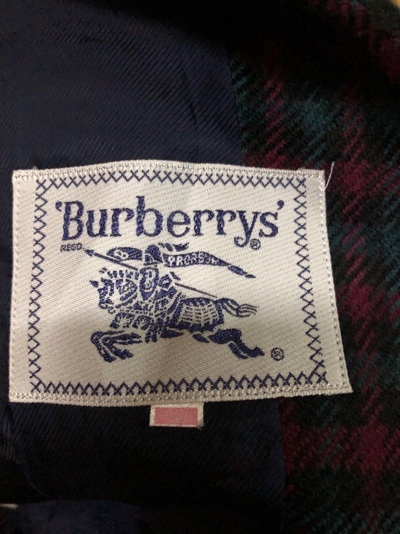 Burberry white label shop