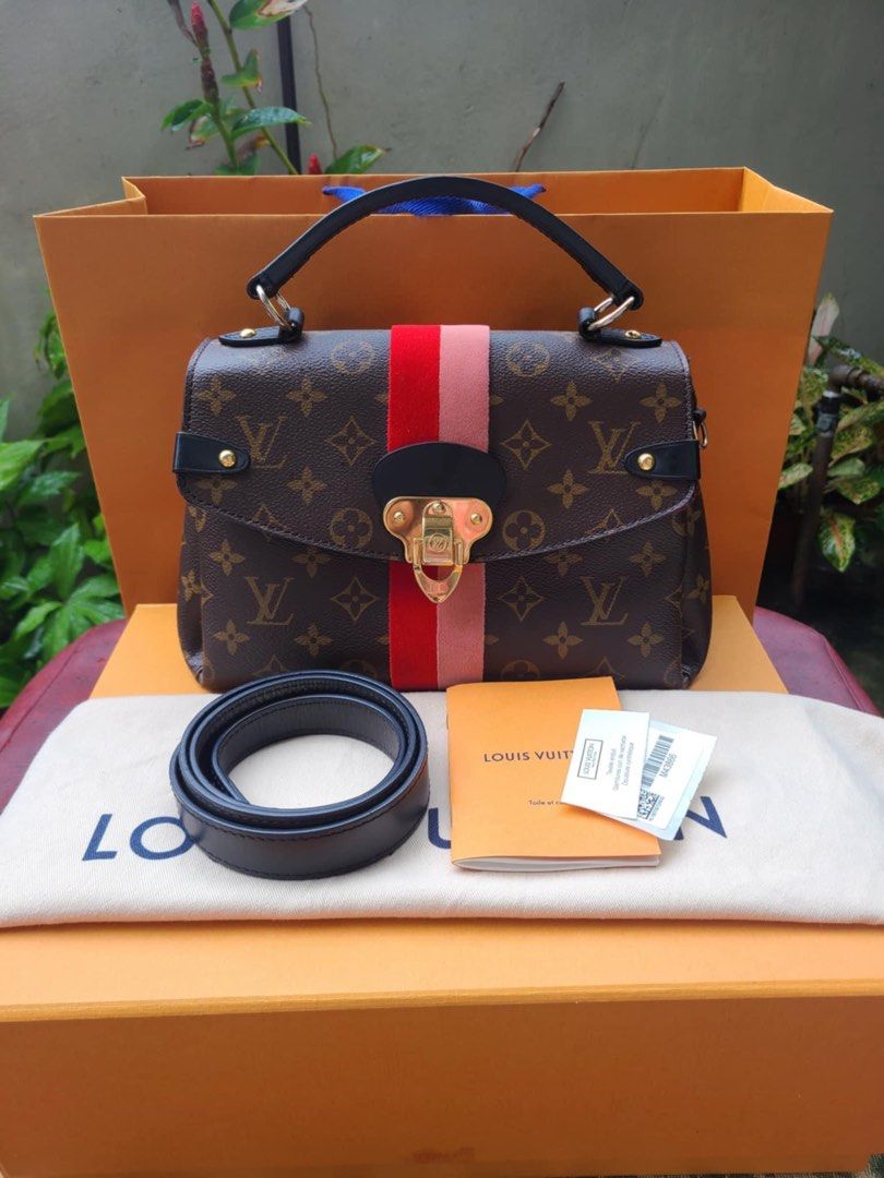 Authentic LV Cluny BB (Category: Luxury Bags & Wallets) located in Quezon City. Submitted by jhaediah (Listing ID 1316274097, Image 1). Description: Complete Original 100%.