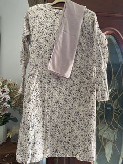 (Category: ) located in . Submitted by shopwithaidaa (Listing ID 1316354355, Image 1). Description: .