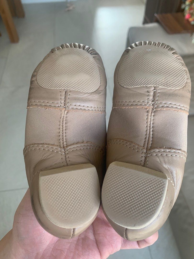 Capezio E Series Jazz Slip On Dance Shoe Caramel Size Child 11M RRP 48 Babies Kids Babies Kids Fashion on Carousell
