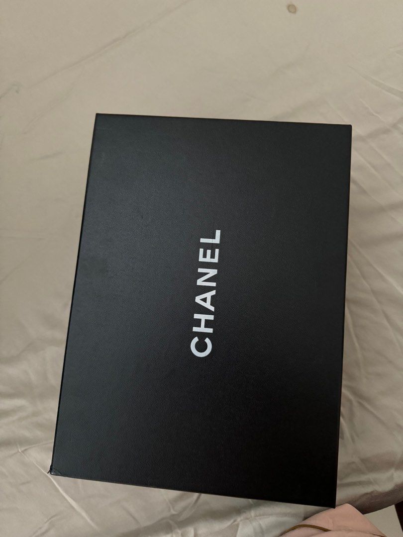 Chanel espadrilles (Category: Shoe inserts) located in Quezon City. Submitted by patchiii0416 (Listing ID 1316302751, Image 2). Description: Selling my authentic chanel espadrilles Complete box inclusions Rfs: eyeing on a chanel mandals, to tight for me.