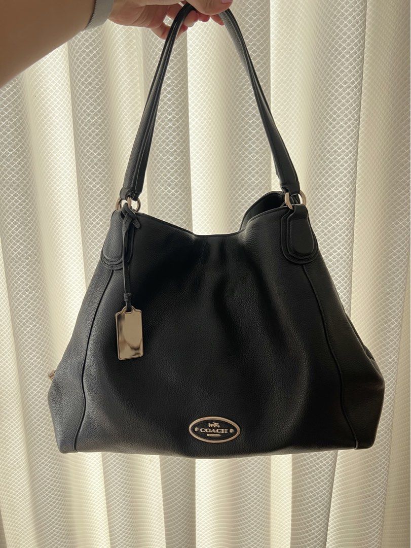 Coach Grained Leather Edie Shoulder Bag (Category: Luxury Bags & Wallets) located in Pasig City. Submitted by jst.kth (Listing ID 1316314659, Image 1). Description: .