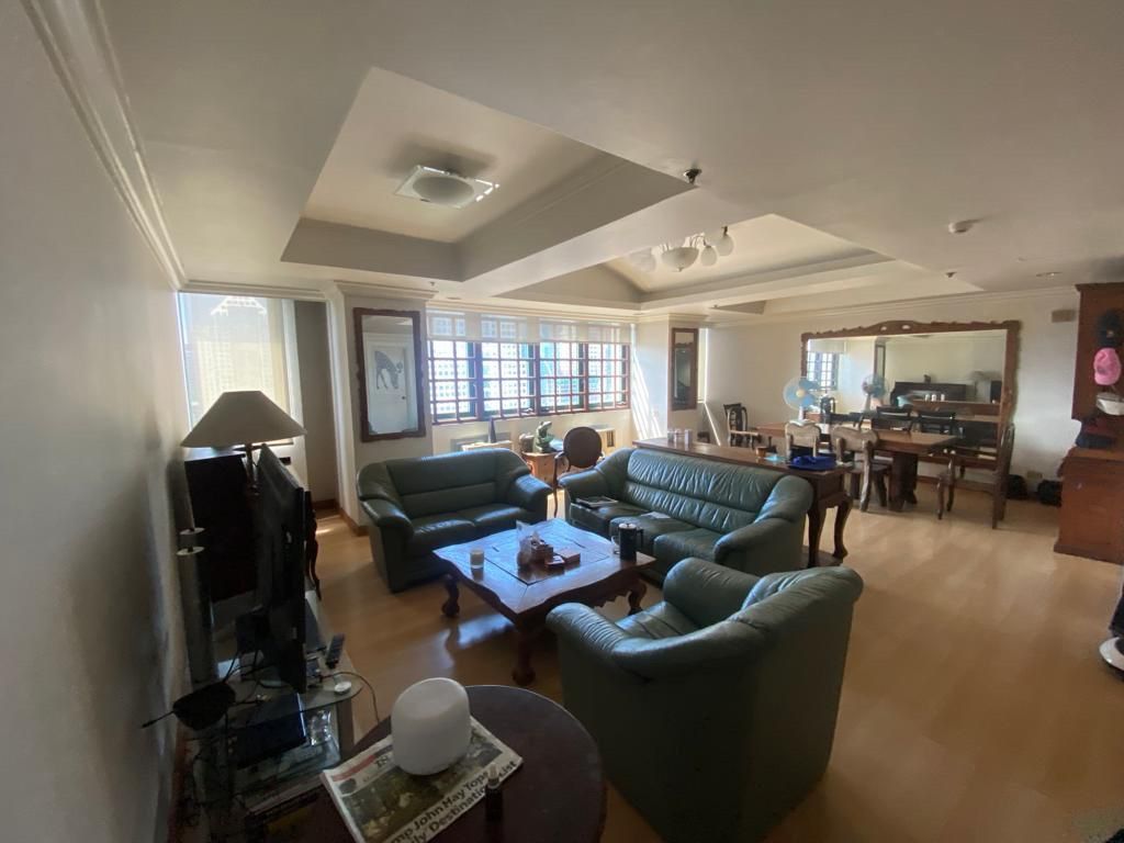 FOR SALE: Renaissance 1000 (Category: Apartments & Condos) located in Manila. Submitted by realestateallie (Listing ID 1316390902, Image 3). Description: 📍FOR SALE:18th floor Renaissance 1000 (Direct) Floor Area: 223sqm Bi-level unit 3 bedrooms & 3 bathrooms 2 parking For Sale for P21.5M gross.